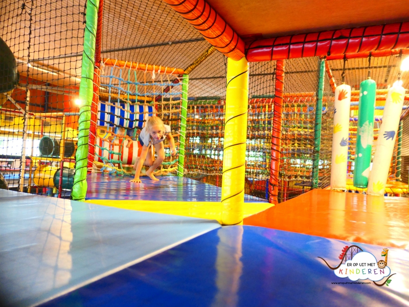avontura-indoor-1